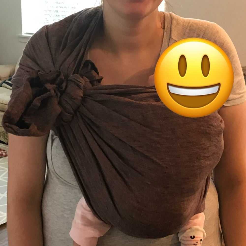 Sakura Bloom Chambray Linen Ring Sling used.